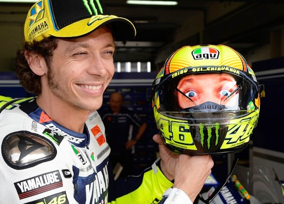 motogp test sepang rossi helmet